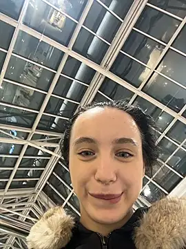 MiaTee's cam snapshot