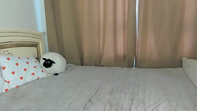 VelvetRisque live sex cam