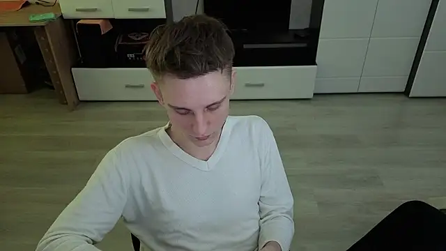 angryzan's cam snapshot