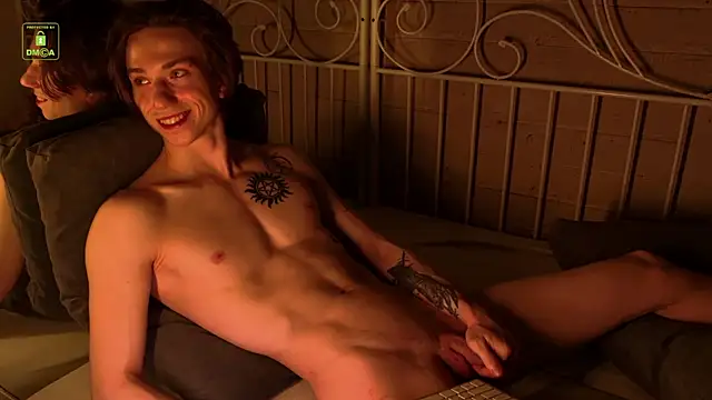 ares_pallini's cam snapshot