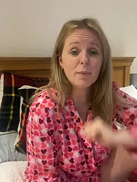 madamlillyrose's cam snapshot