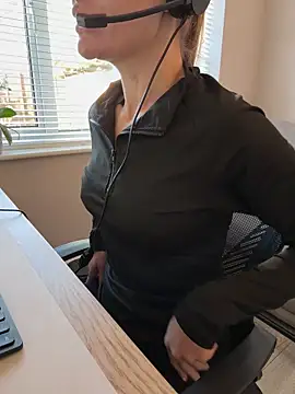 Phoebe_Lily's cam snapshot