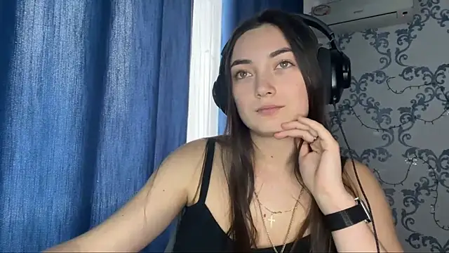 TwotyBright's cam snapshot