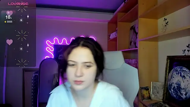 Anora_Miller's cam snapshot