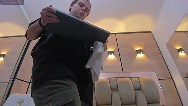 dorothy_vegga's cam snapshot