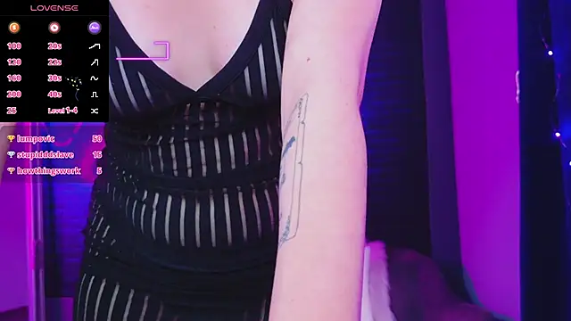 AlessiaCroft's cam snapshot