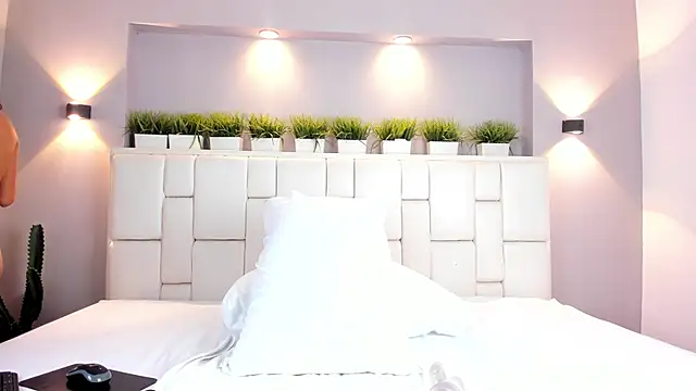 LunnaBlake's cam snapshot