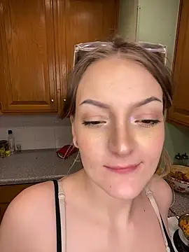 xomikaylaxo live sex cam