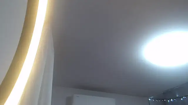 miss_Lia13's cam snapshot