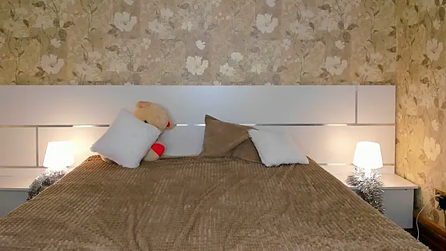 elldiana's cam snapshot