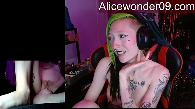 alicewonder09's cam snapshot