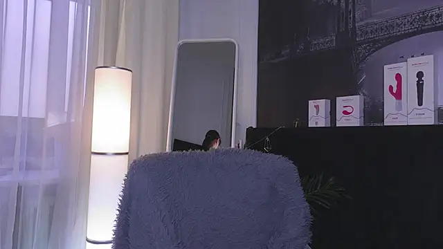 SofiaFoster_'s cam snapshot