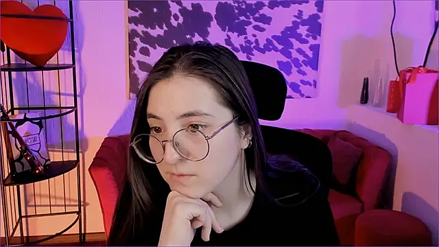 VirtuallVoyant live sex cam