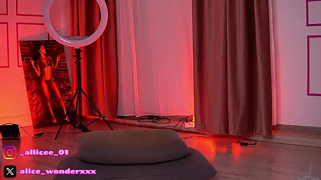 VanessaSimon live sex cam