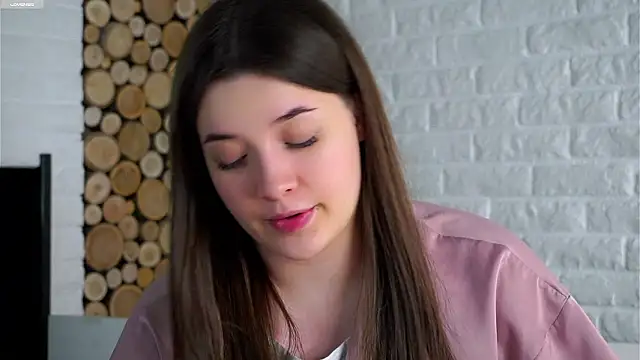 LowOncoming live sex cam