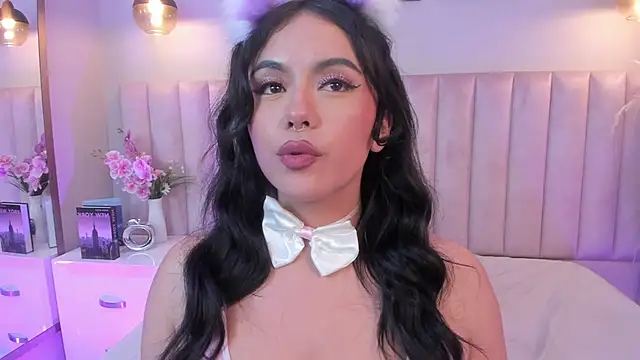 Mia__Walker live sex cam