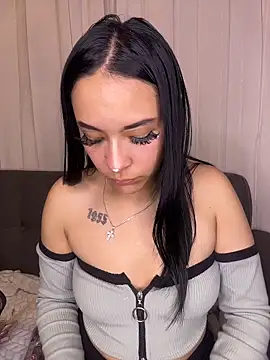 cristal__violetaa's cam snapshot