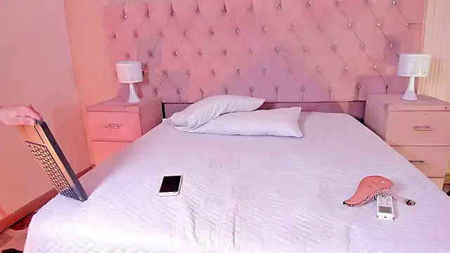 AdharaSweet1_ live sex cam