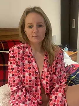 madamlillyrose live sex cam