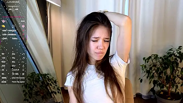 tinyanie's cam snapshot