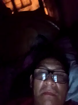 ardiente47's cam snapshot