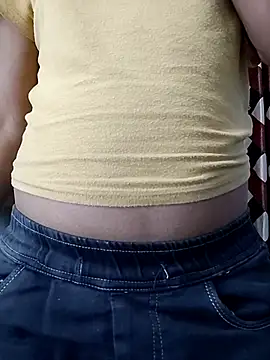 Ruhi_07's cam snapshot