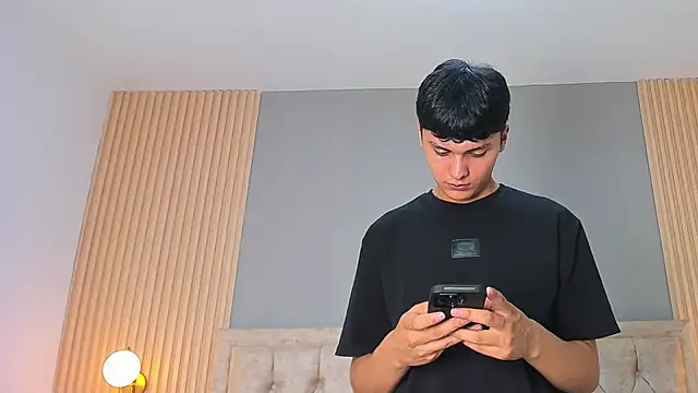 Maxii18_ live sex cam