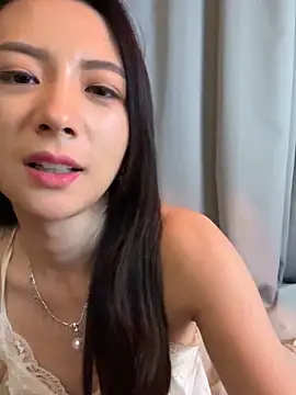 ReiningAffaire live sex cam