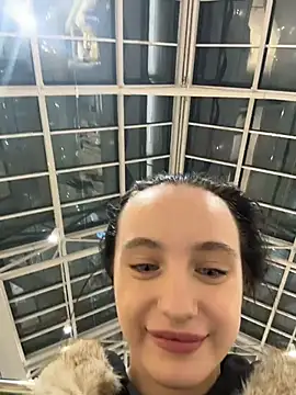 MiaTee's cam snapshot