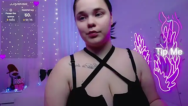 Eliss_Shyyo's cam snapshot