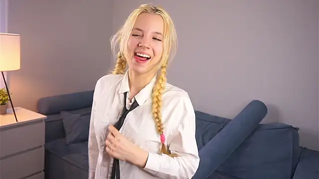 BuffyArdaly's cam snapshot