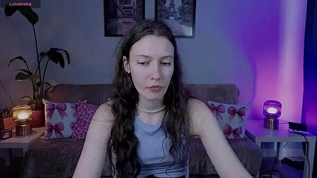 VioletaBloom's cam snapshot