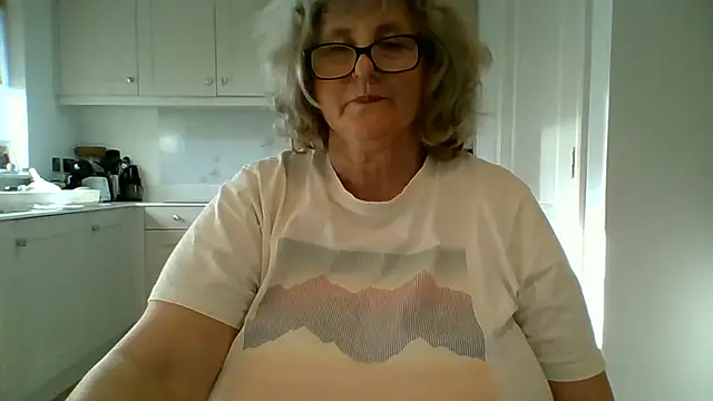 NoraJohnson6 live sex cam