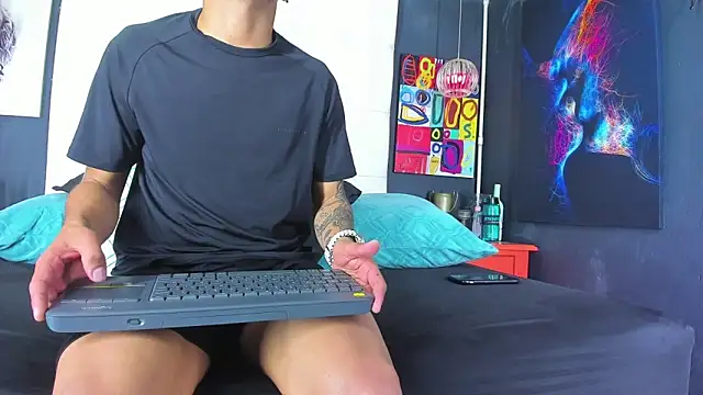 Aiden_Cash7 live sex cam