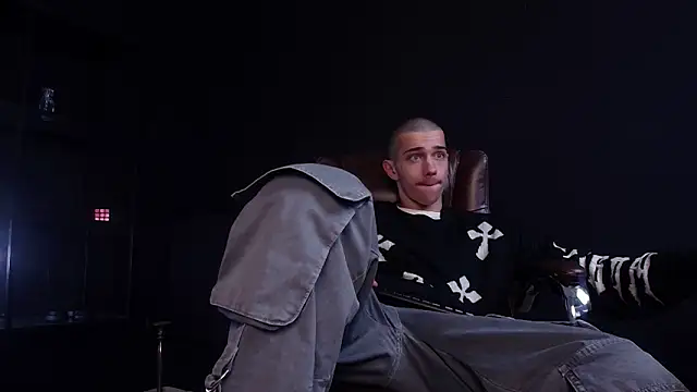 KaydenDrew live sex cam