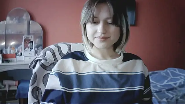 SnowWhiteNika live sex cam