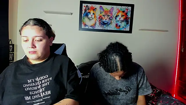 meredit_cris23 live sex cam