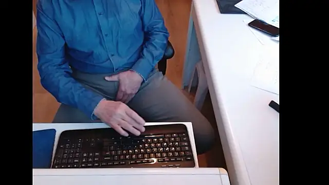 dutchpornking live sex cam