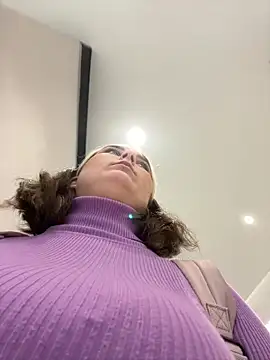 KateBurlesk's cam snapshot