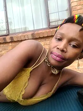 AfricanSquirtingQueen's cam snapshot