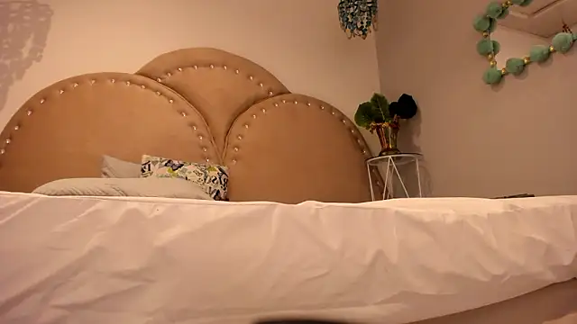 Miia_Thompsonn's cam snapshot