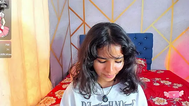 _vaiolet_owo's cam snapshot