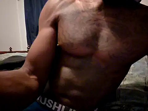 dominatingblacklove's cam snapshot