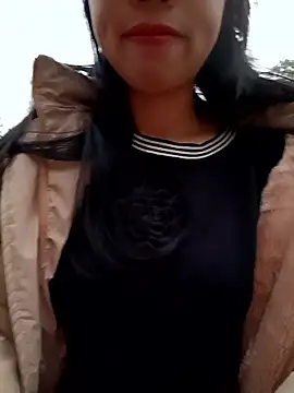 emaame68's cam snapshot