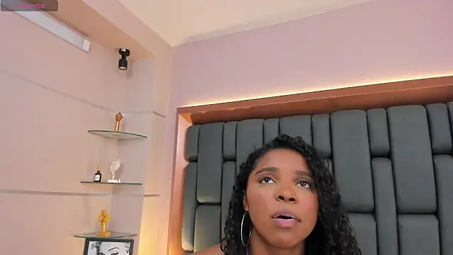 LisaMendez's cam snapshot