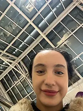 MiaTee's cam snapshot