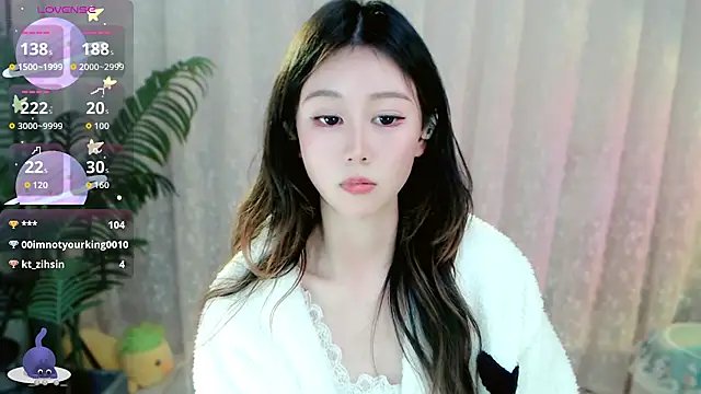 Aimee-520 live sex cam