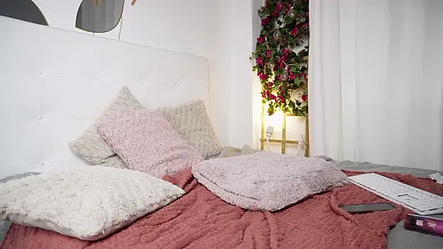 BrianaDesire's cam snapshot