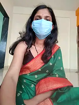 Shivani2002 live sex cam