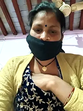 Indian-couple2025's cam snapshot